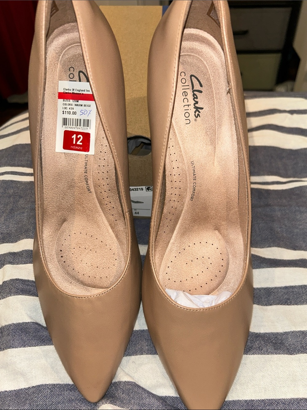 NWT Clarks Women's Kepley Vine Warm Beige Pointed-Toe Leather Pumps